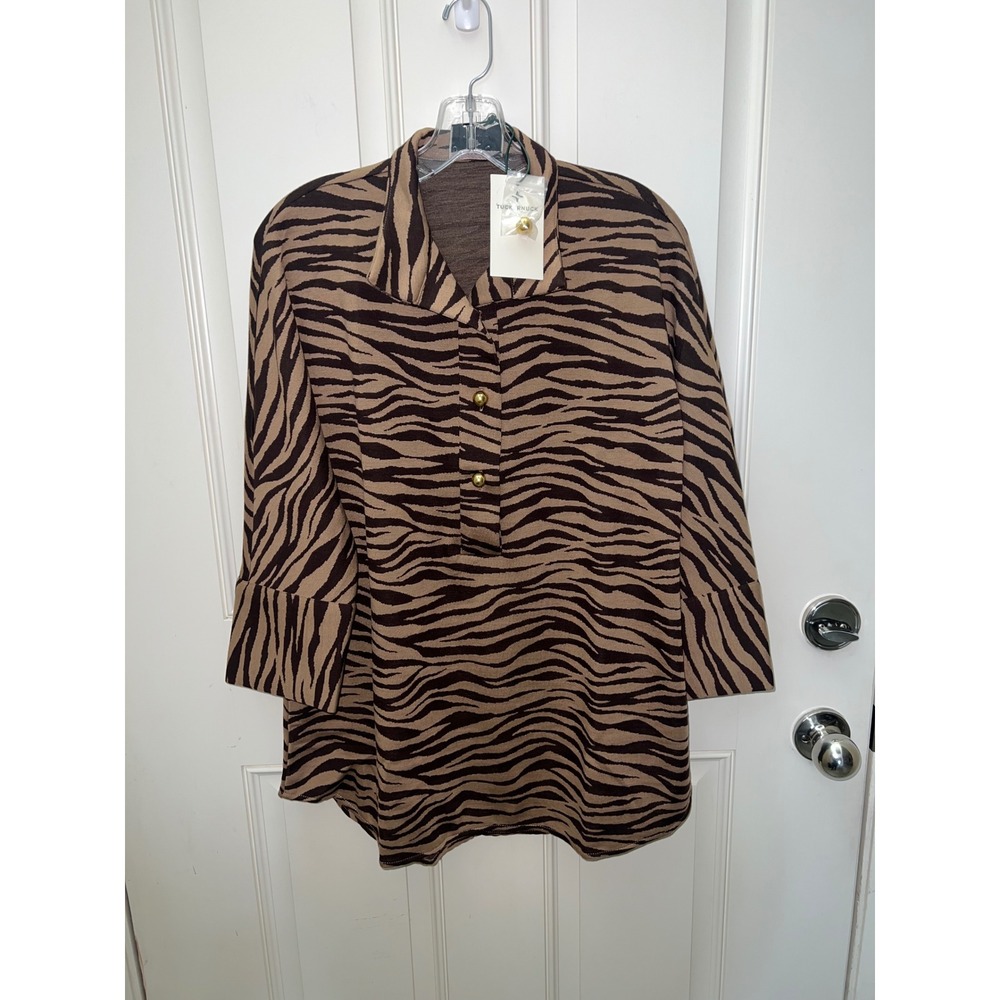 NWT Tuckernuck Tiger Willow Print Knit 3/4 Sleeve Tunic Gold Button Top Sz S